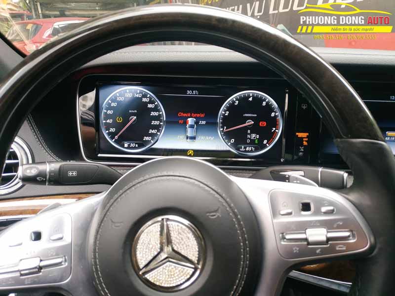Cảm biến áp suất lốp Mercedes