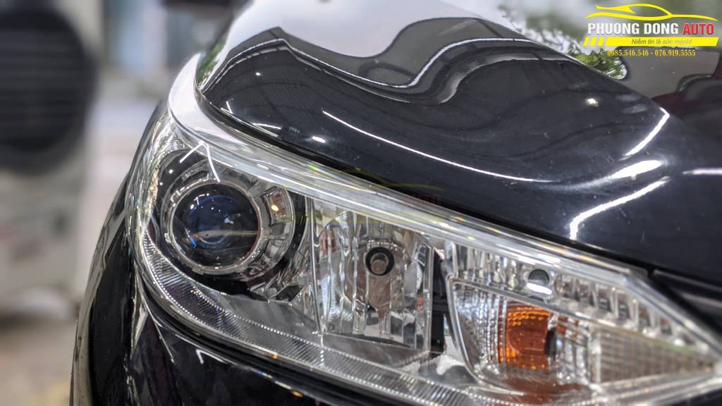 Độ đèn Toyota Vios cực sáng với Bi led Xlight V20 